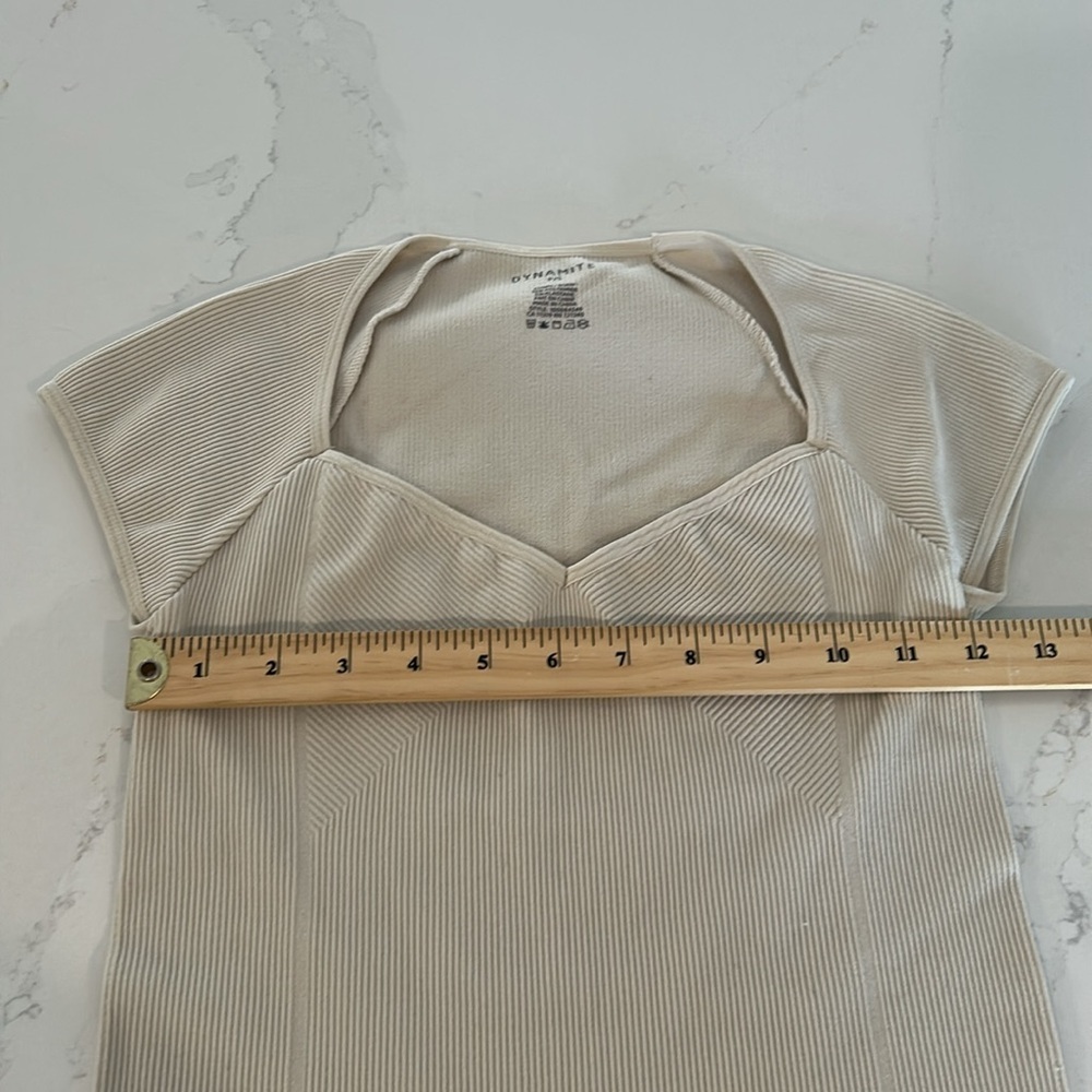 Bundle Dynamite Cream Bodysuit & TNA Long Sleeves Cropped Tee-shirt Size Small - Picture 12 of 13